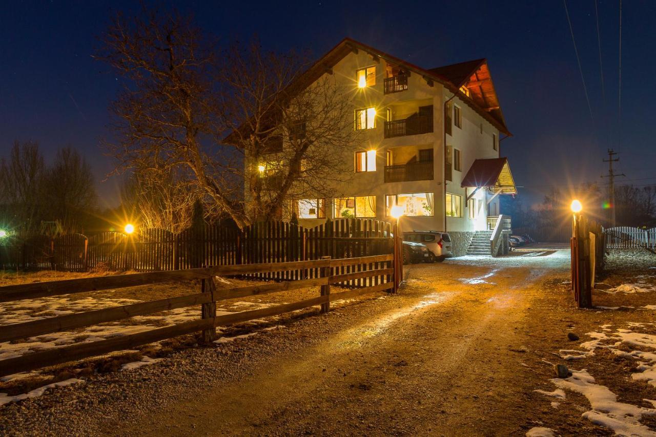 Pensiunea Aron 2 Bran  Bagian luar foto