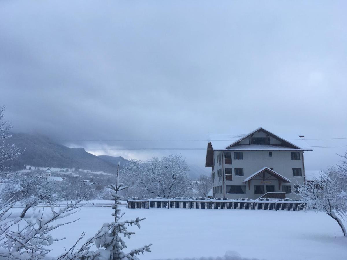 Pensiunea Aron 2 Bran  Bagian luar foto